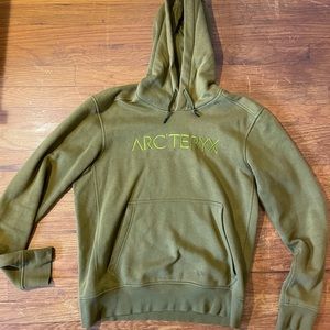 Arc’treyx hoodie